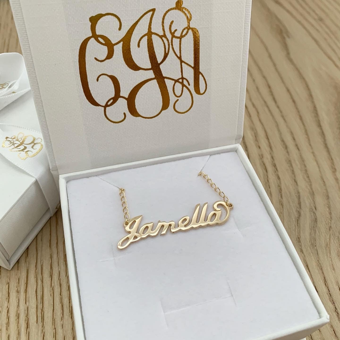 18K Gold Plated over Brass Personalised Carrie Style Name Necklace